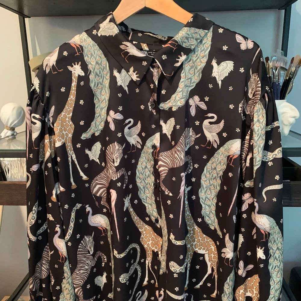 NWOT  ZARA PRINT BLOUSE